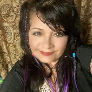 Meet your Posher, Marie e